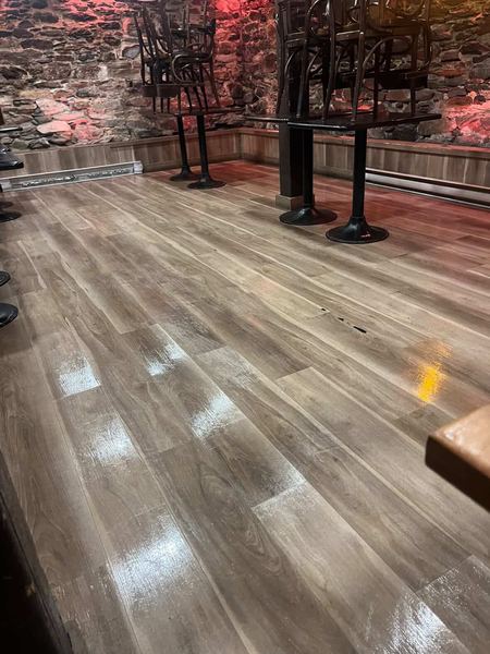 Le Lion d'Or — Pub — 4